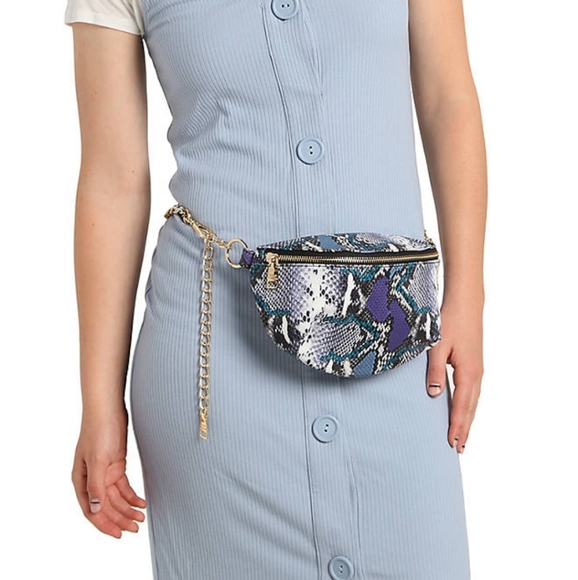 Steve Madden Kailin Python Belt Bag - Picture 4 of 8